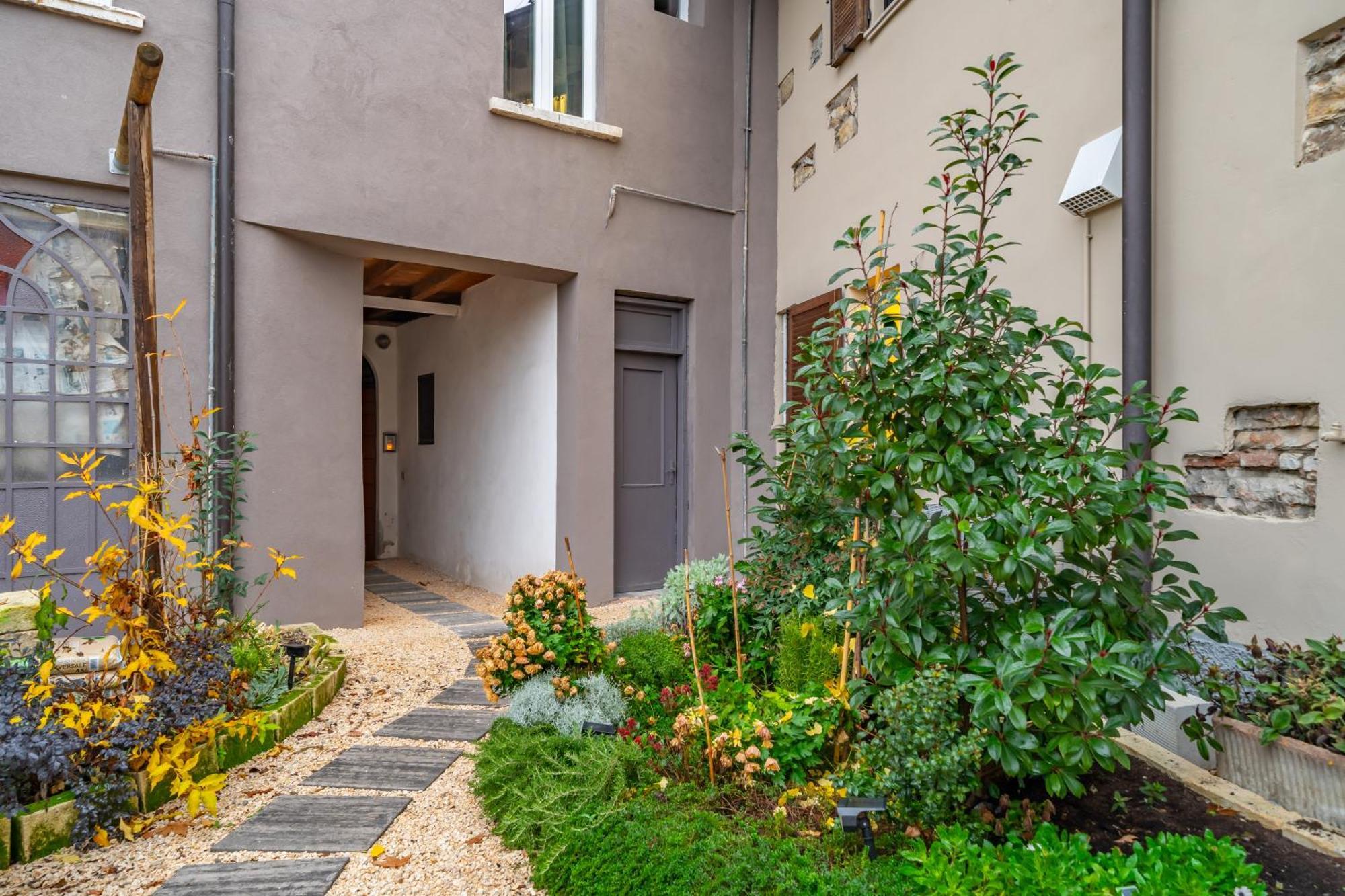Cascina Conicchio - Metro Station - By Host4U Apartment Brescia Exterior photo